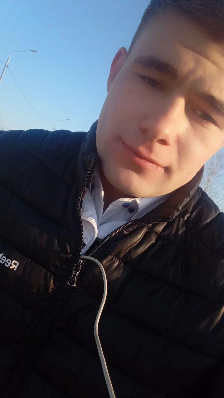  29493667  Vadim, 25 ,    