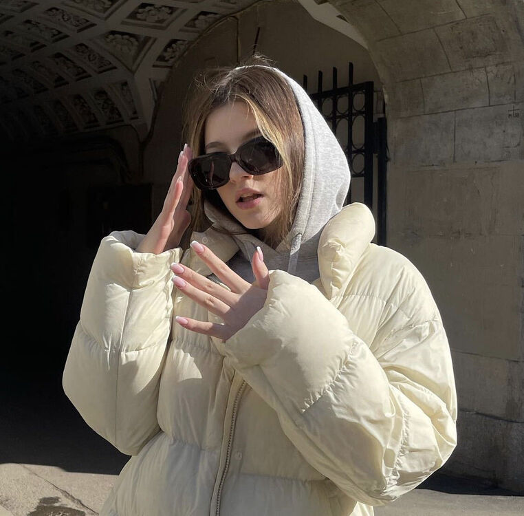  ,   , 24 ,   