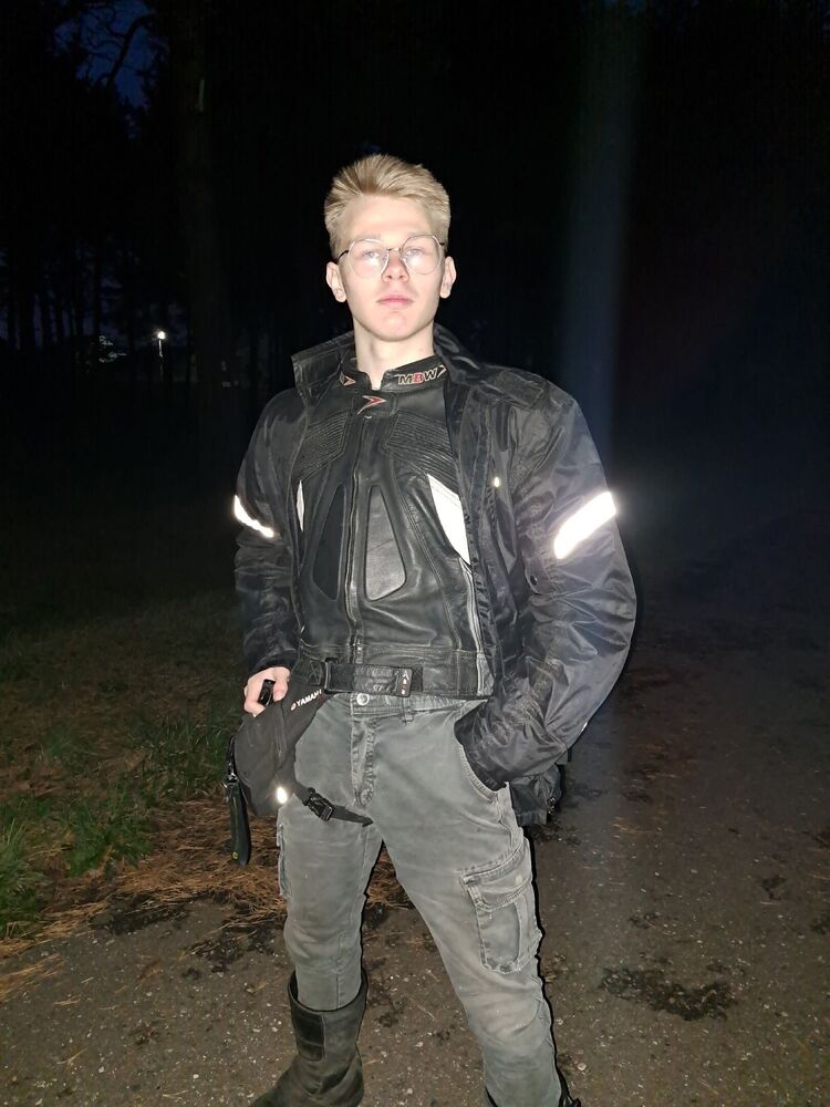  -,   , 24 ,   ,   