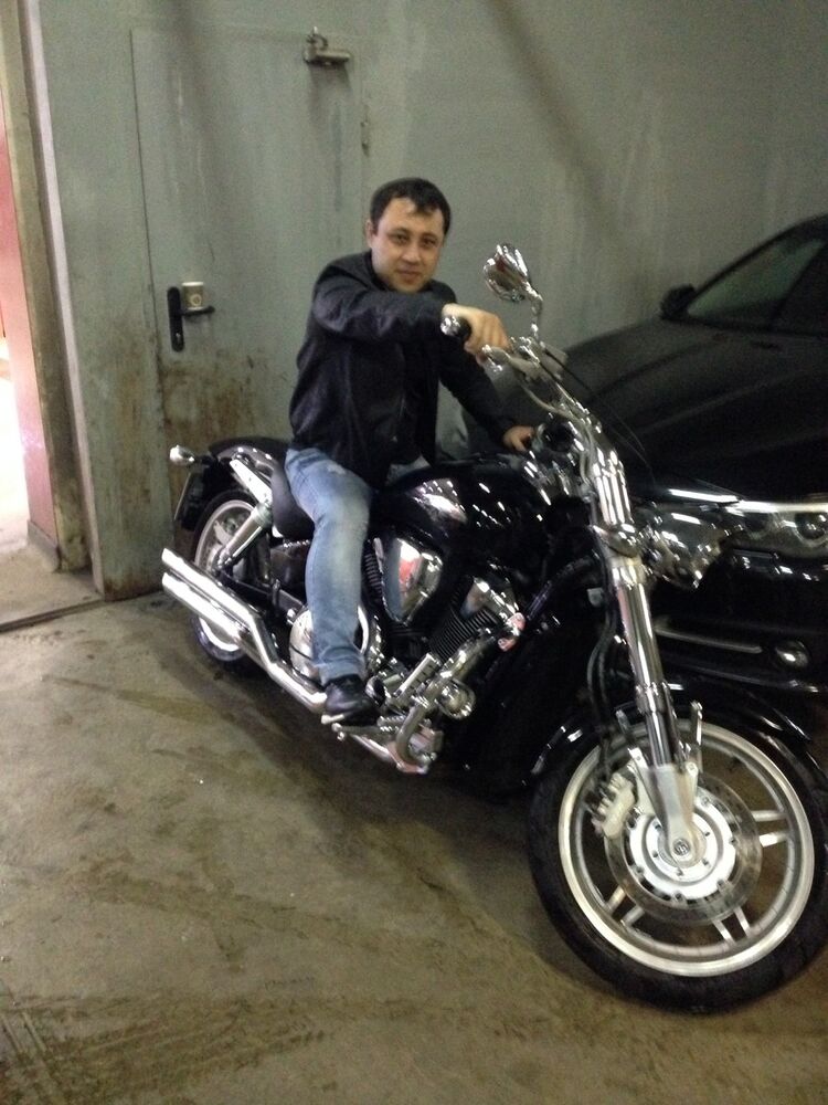  11454697  Maxx, 42 ,    