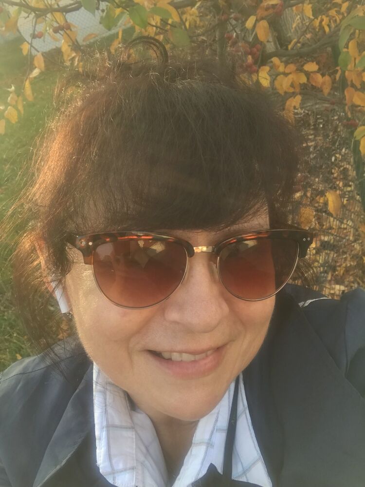  14513997  Liubov, 61 ,    