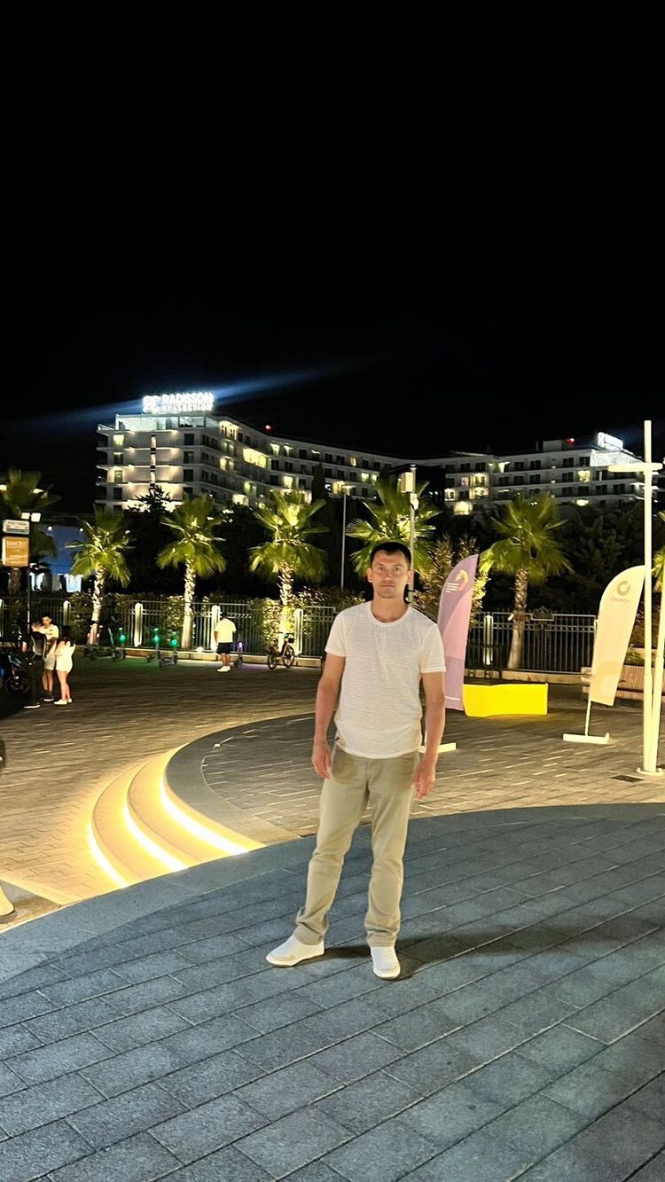  ,   RUSTAM, 37 ,   ,   