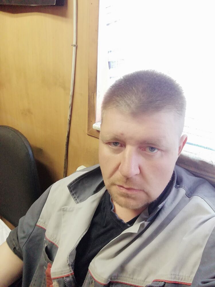  23013917  Serega, 42 ,    -