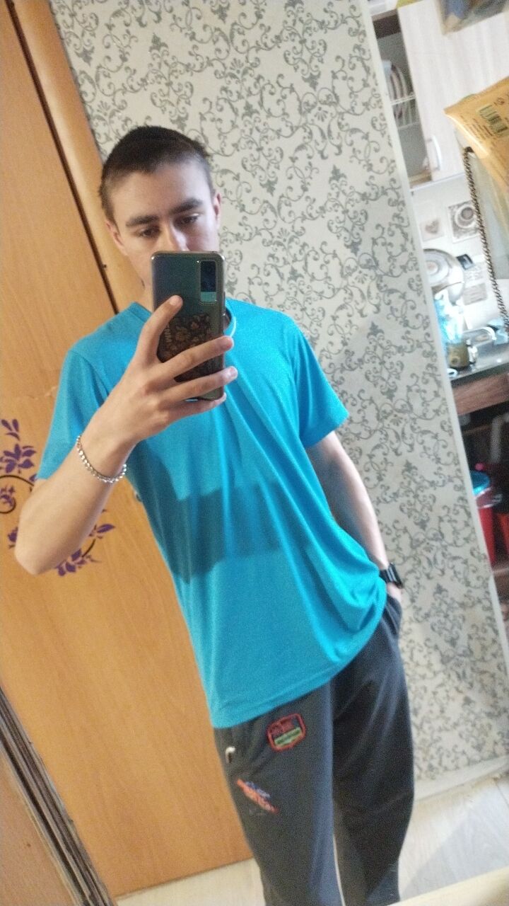  42319867  , 20 ,    