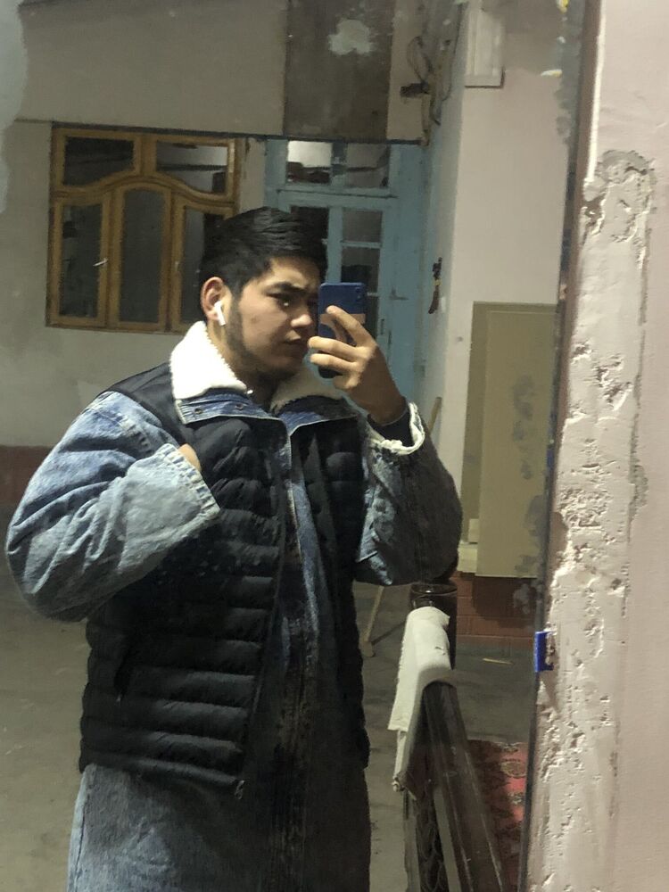  32866247  Jovohir, 20 ,    