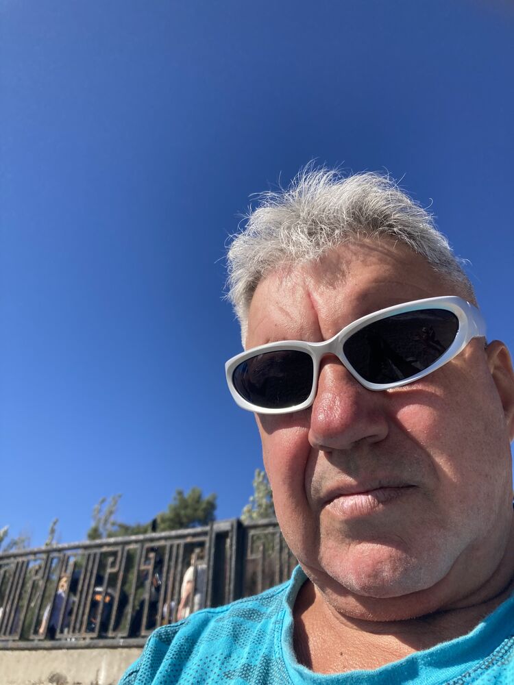  40204877  , 64 ,    