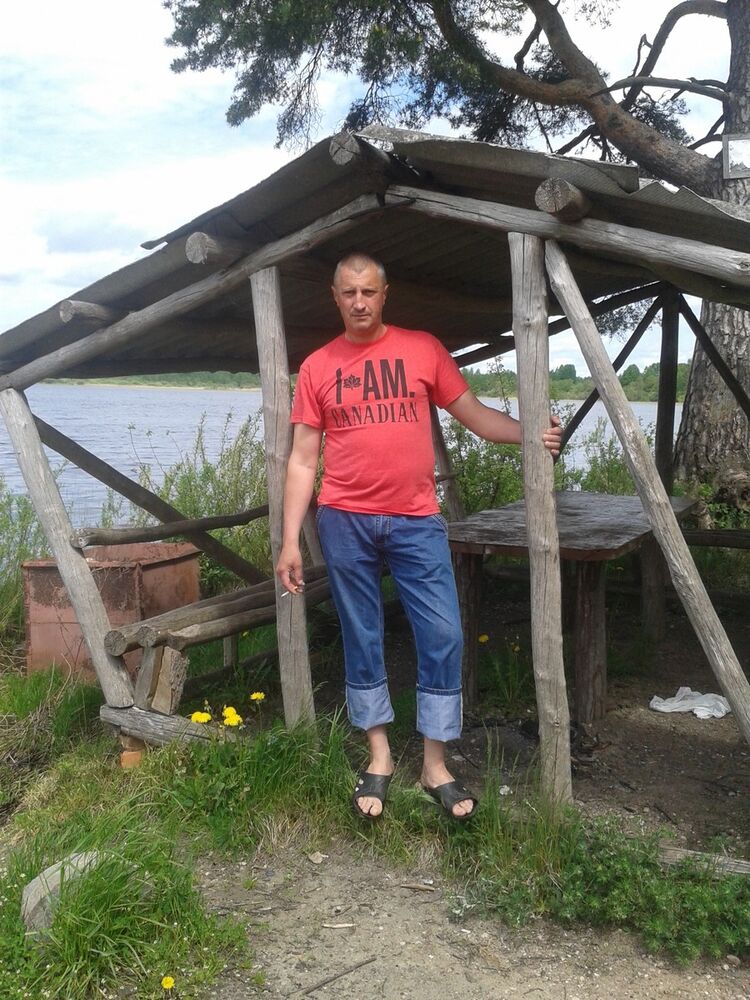  10433517  Vladimir, 51 ,    
