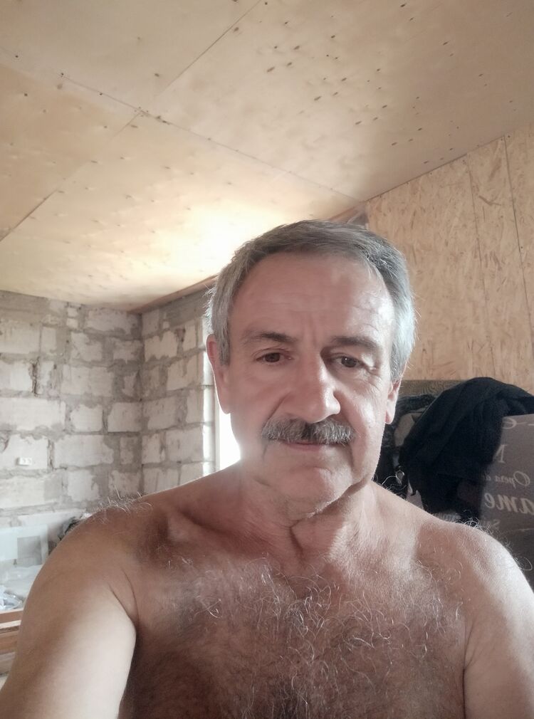  52949337  , 60 ,    