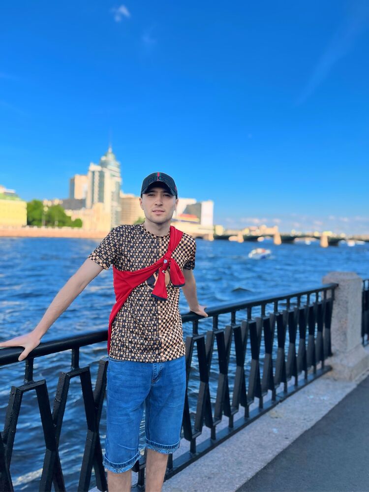  43955777  , 24 ,    -