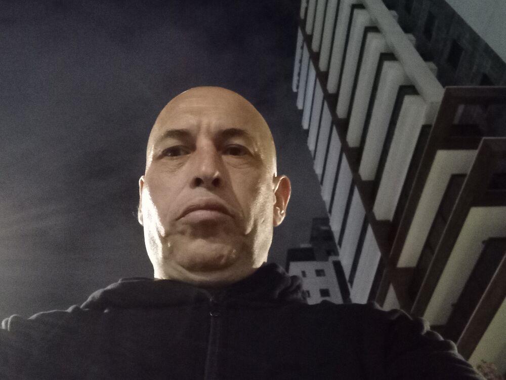  47739807  Alexander, 53 ,    Azor