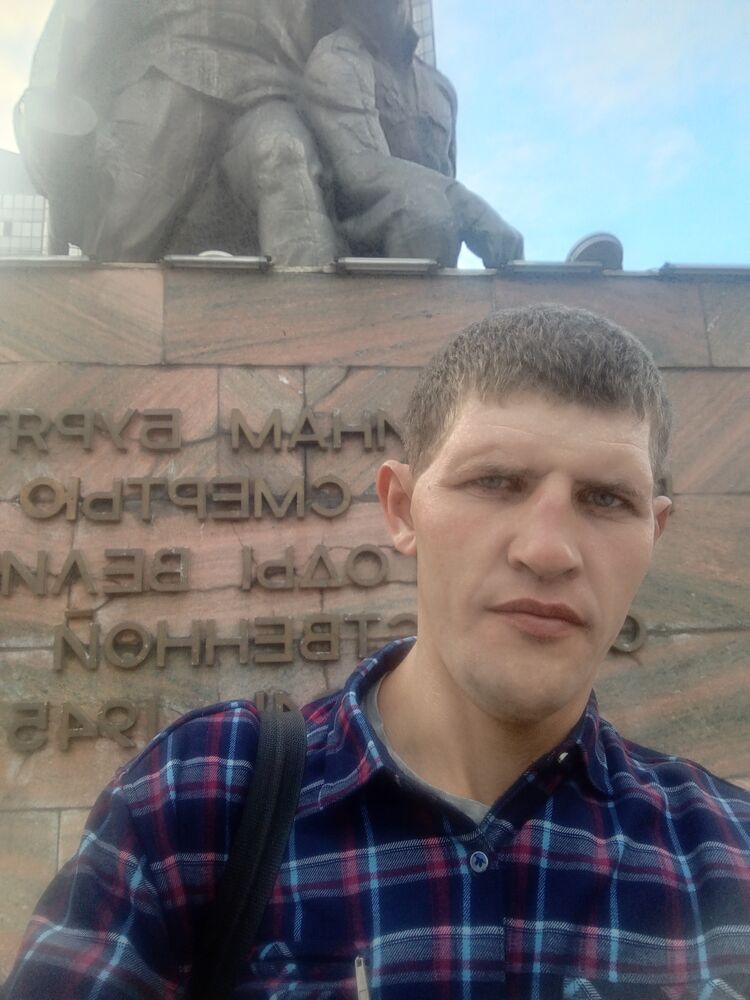  -,   , 33 ,     , c 