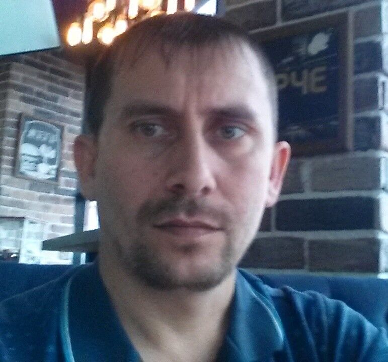  ,   Maks, 39 ,  