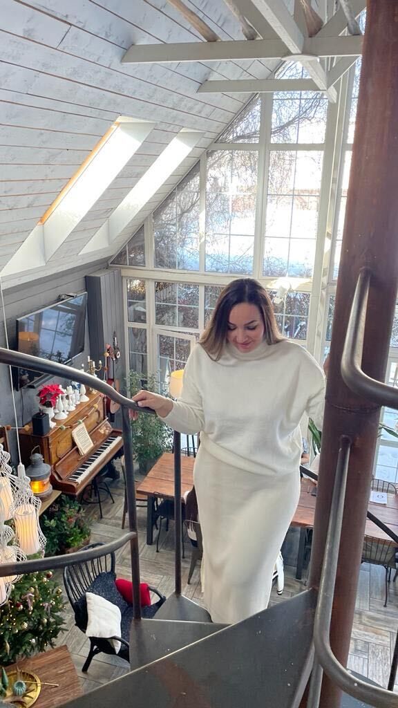  40958007  , 40 ,    --