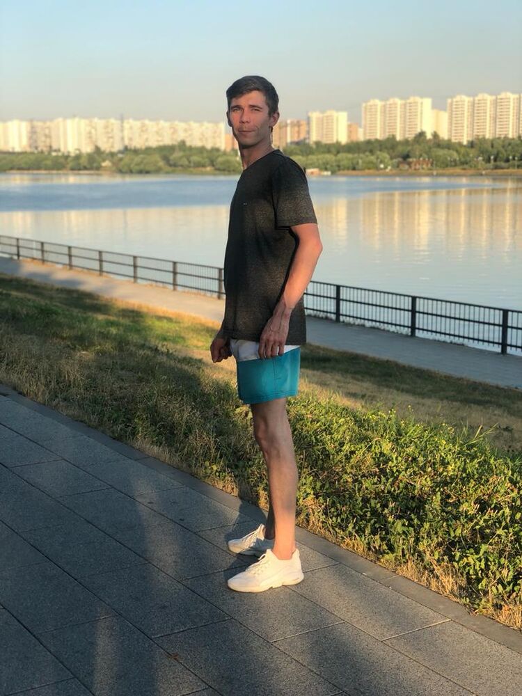  ,   Ilya, 33 ,   ,   