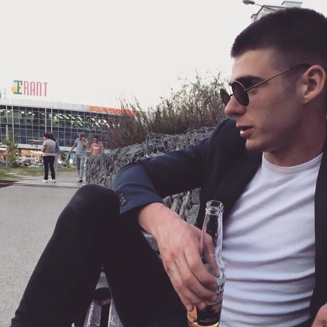  48451337  Vlad, 26 ,    