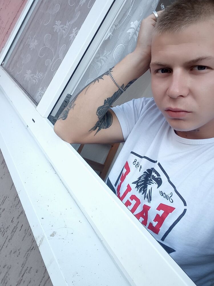  17819157  , 28 ,    