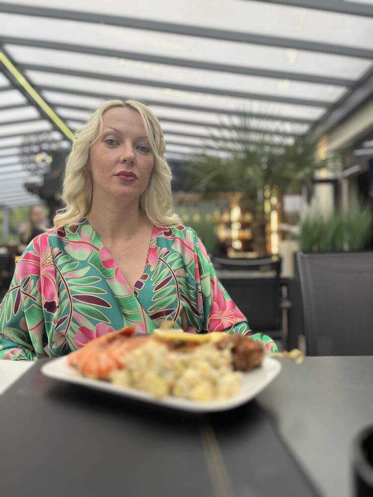  Gelsenkirchen,   Tania, 38 ,   ,   , c 