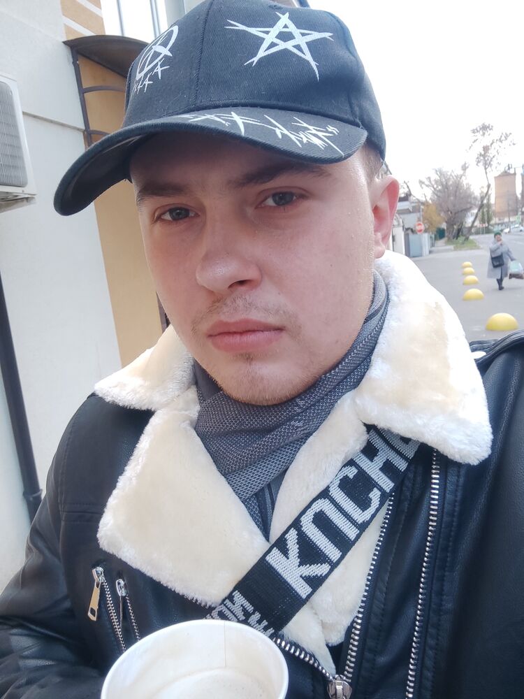  48894897  , 21 ,    