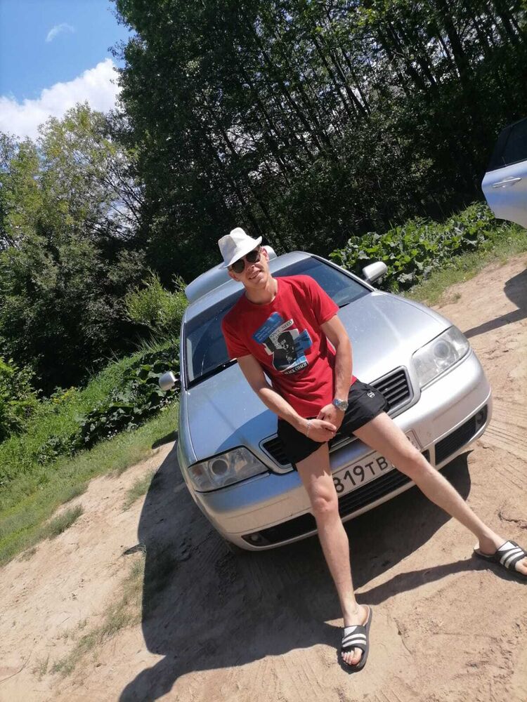  ,   Oleg, 26 ,   ,   , c 