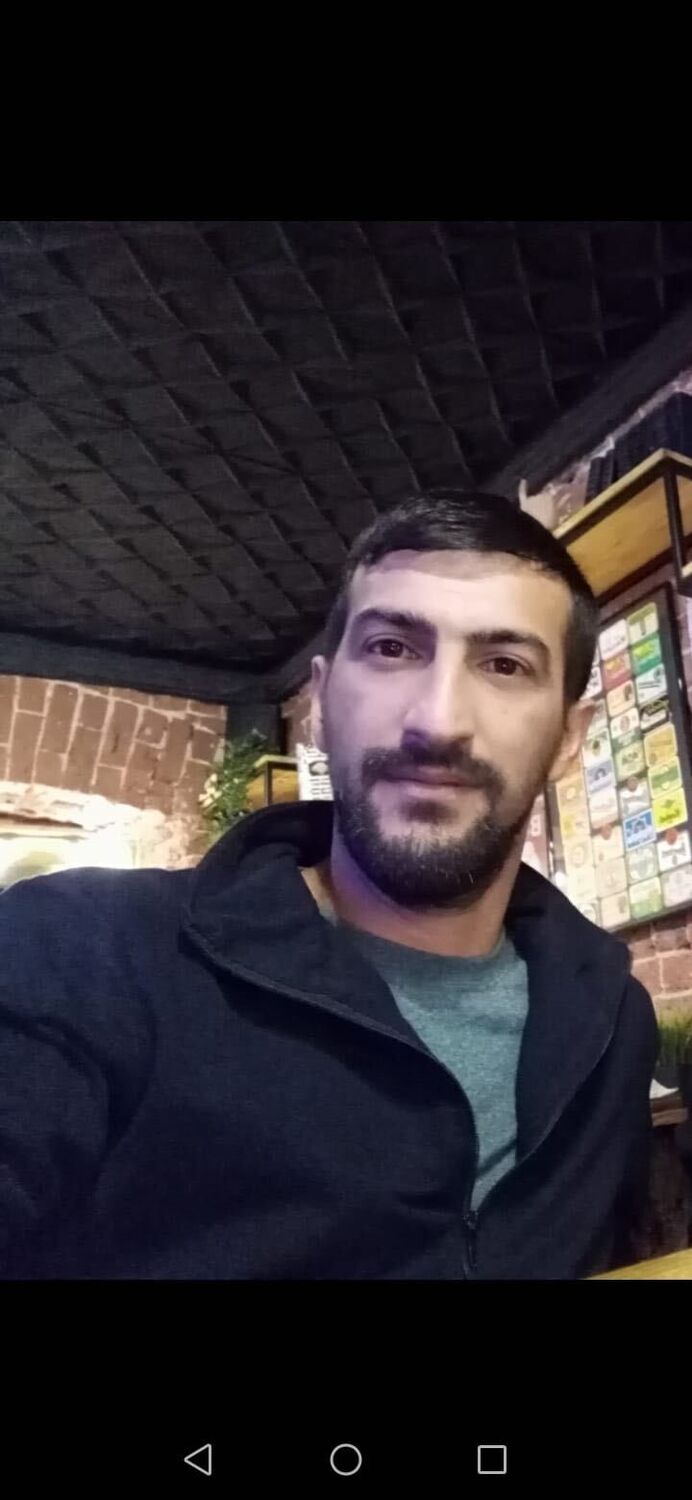  35003867  , 33 ,    