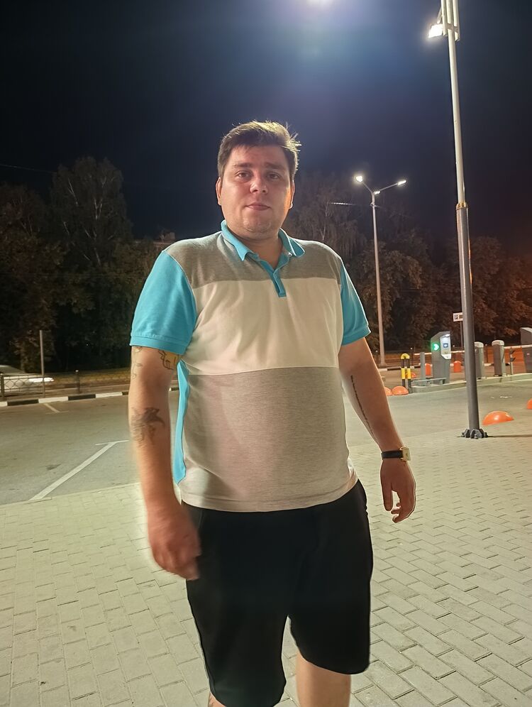  45349817  Xoma, 29 ,    