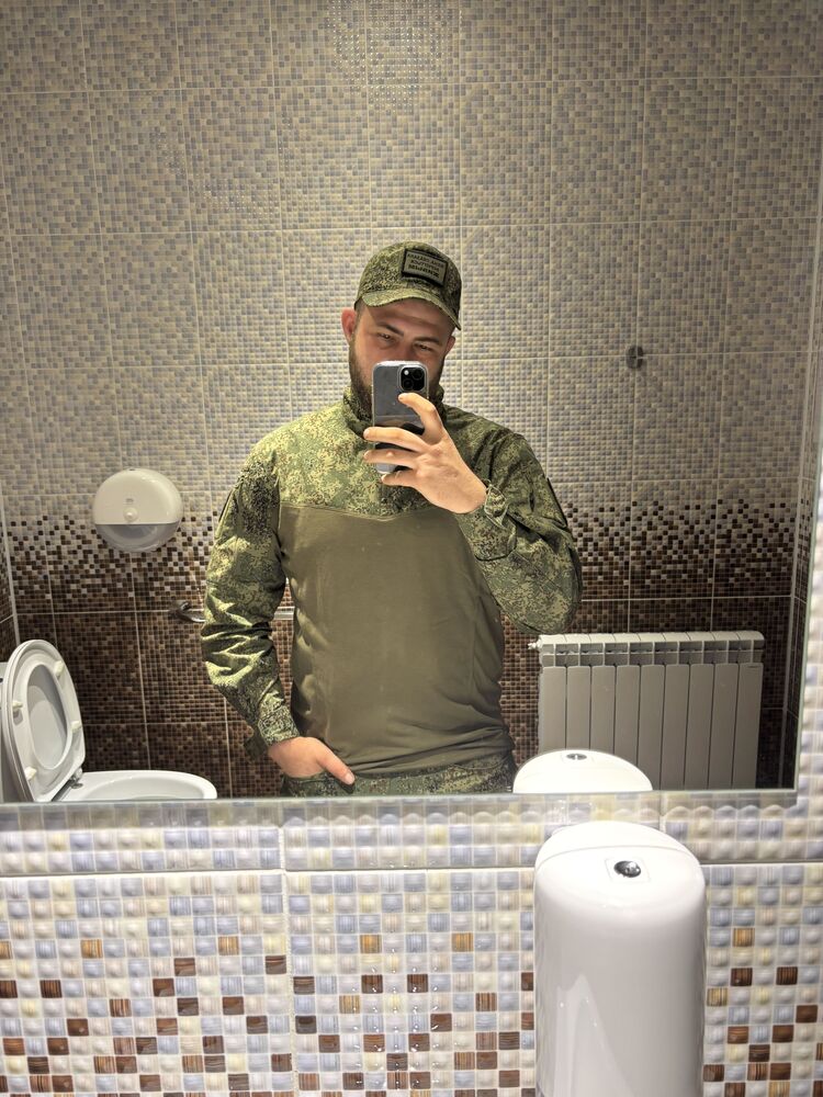  52796847  , 23 ,    
