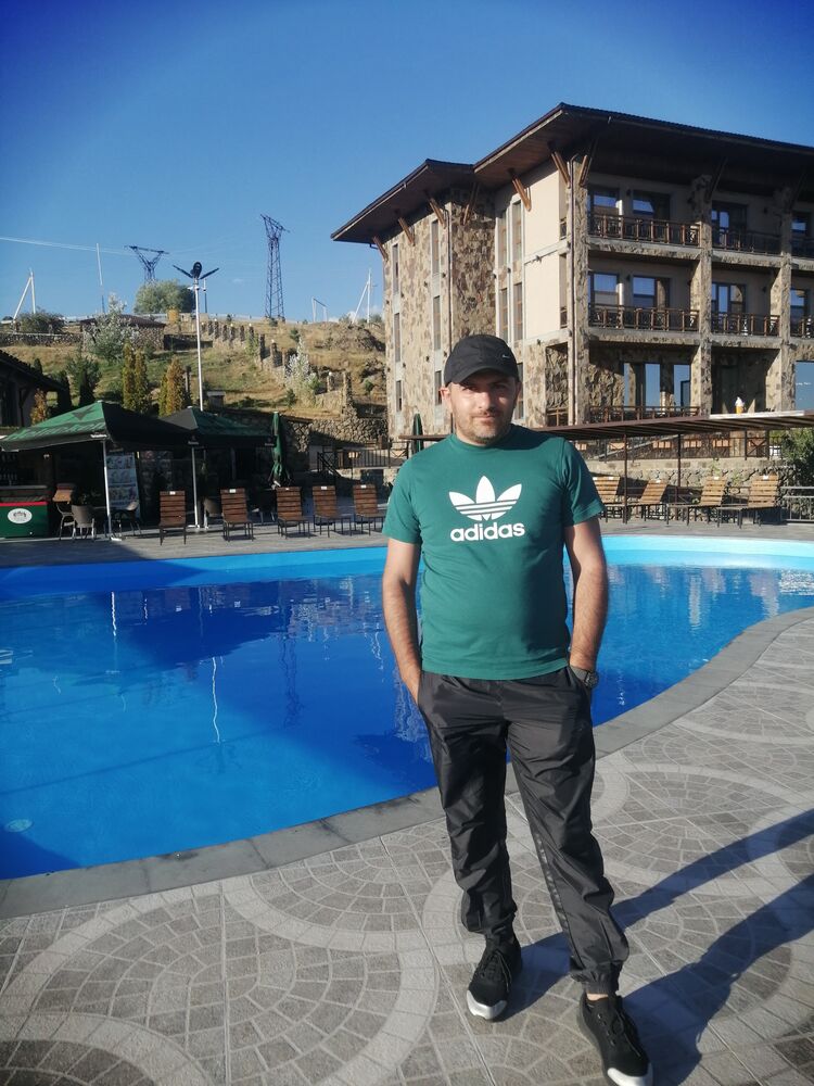  ,   Yur, 41 ,   ,   