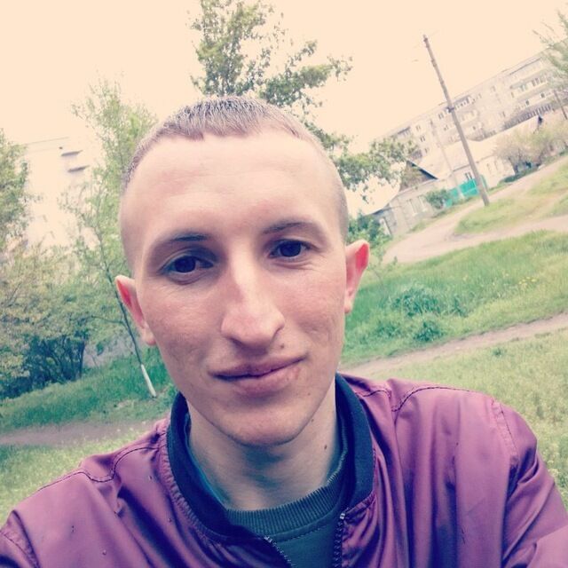  32189357  Oleksandr, 34 ,    