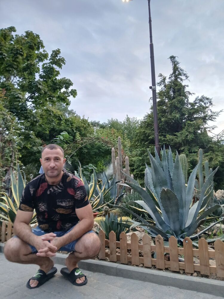 ���� 48528437 ����� �����, 19 ���, ���� ���������� � ������������