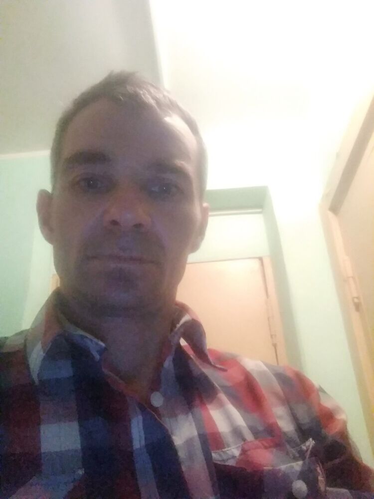 13901357  Robert Kruzo, 48 ,    