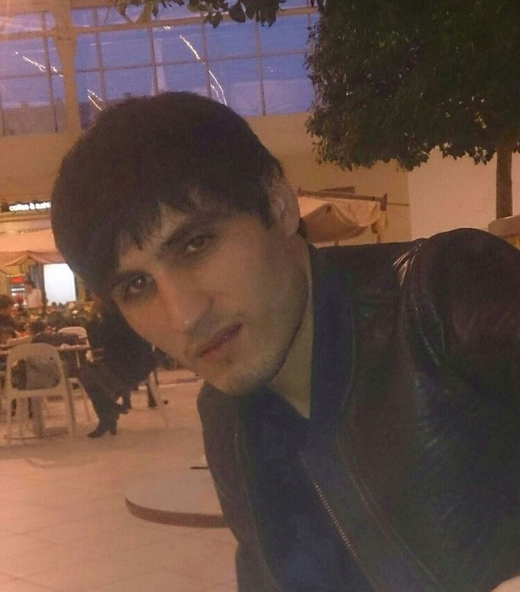  ,   Emil, 34 ,   ,   , c 