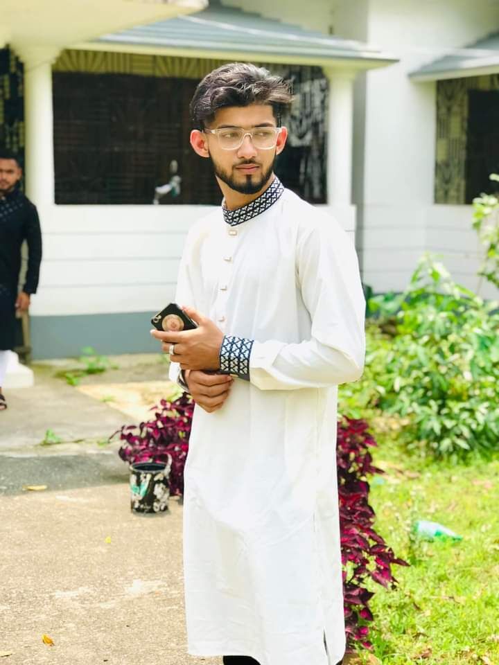  Dhaka,   Arafat, 25 ,   ,   