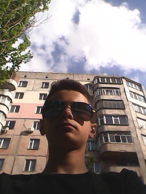  ,   Maksim, 25 ,   ,   , c 