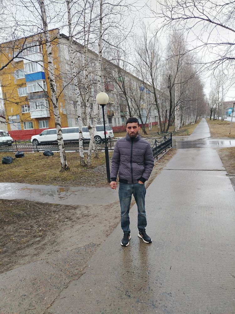  ,   Ali, 27 ,   ,   