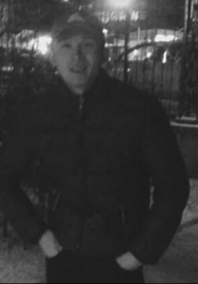  31710757  Kairat, 26 ,    