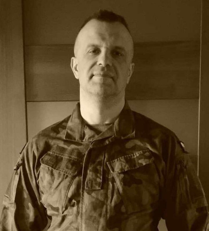  ,   Tom, 38 ,   ,   , c , 