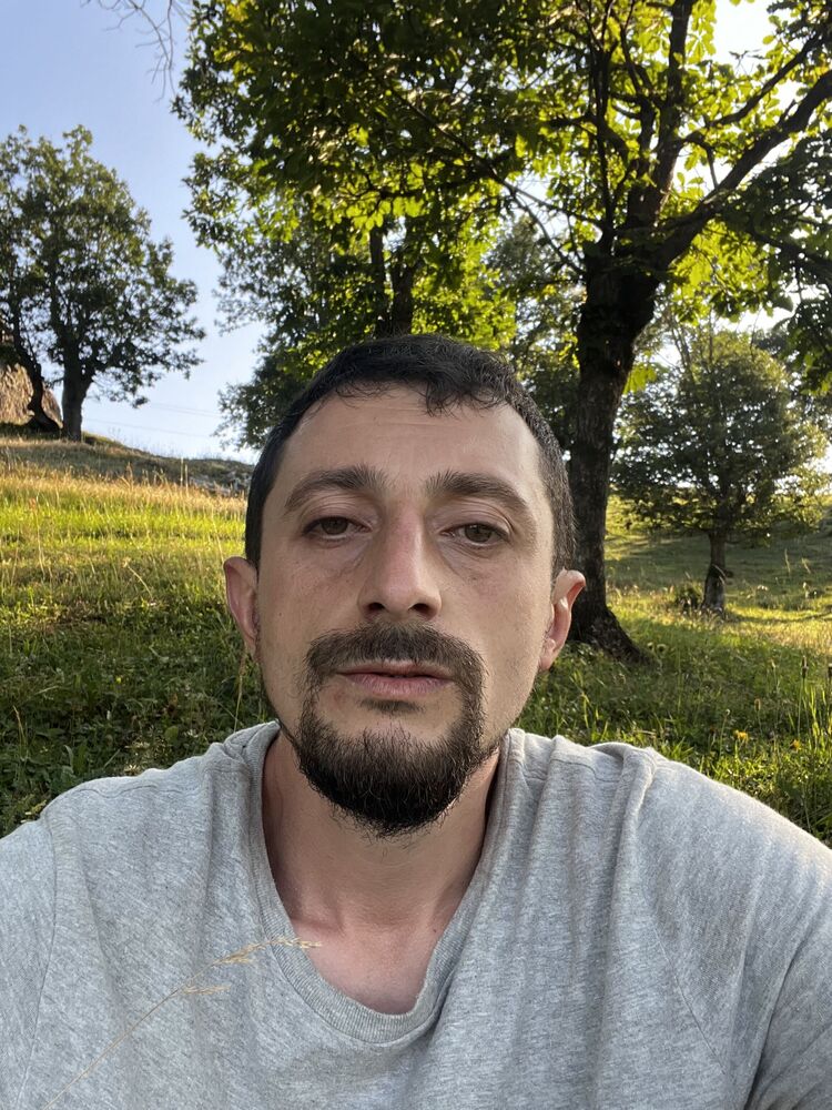  38117197  , 35 ,    