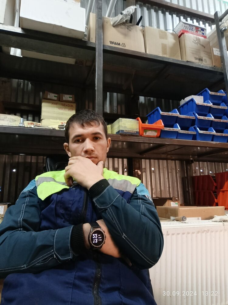  48391347  MUSOBEK, 29 ,    