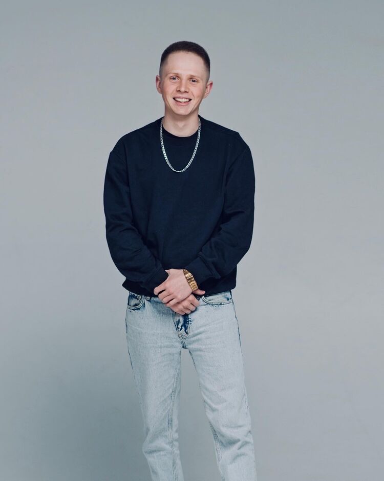  29592567  Lexs, 26 ,    -