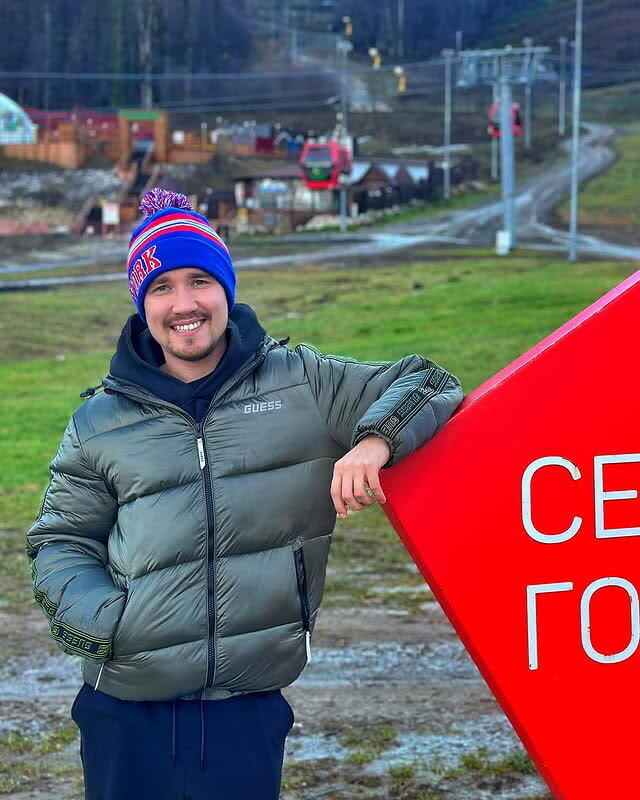  54388237  , 35 ,    -