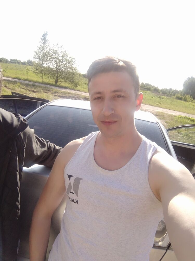  35130457  Ruslan, 39 ,    