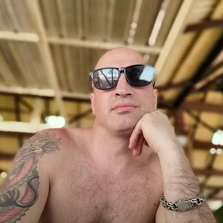  19063597  , 54 ,    -