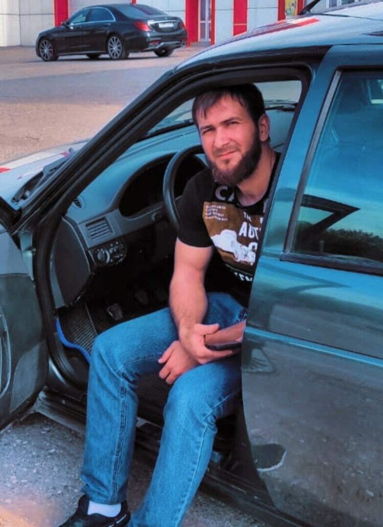  ,   Ismail, 33 ,   ,   