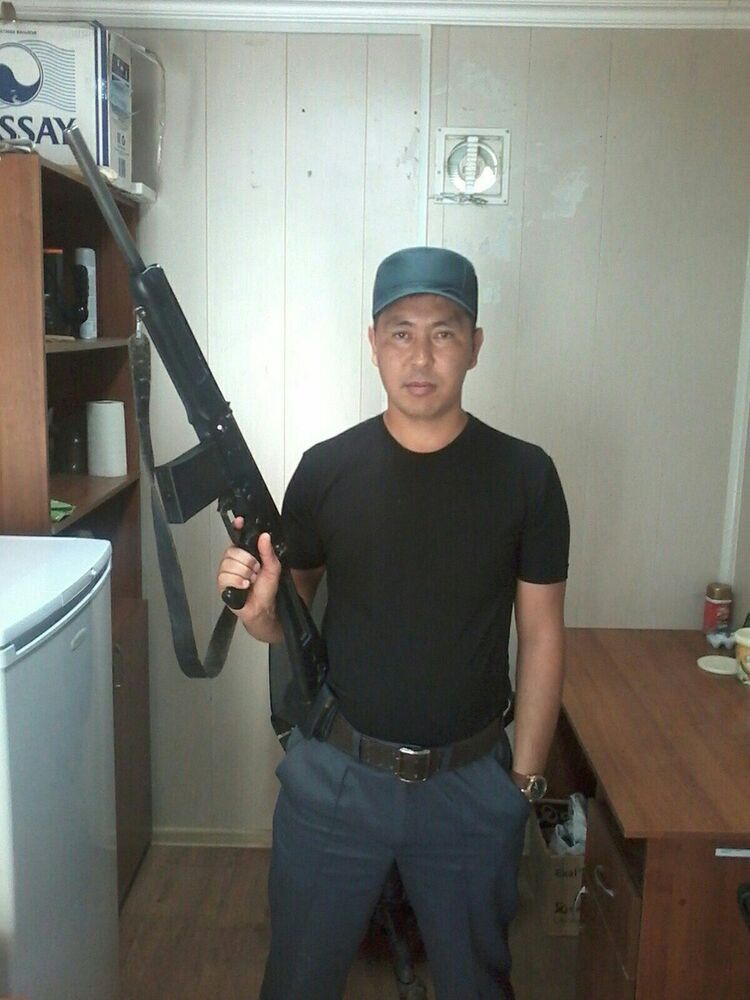  15132537  , 42 ,    -