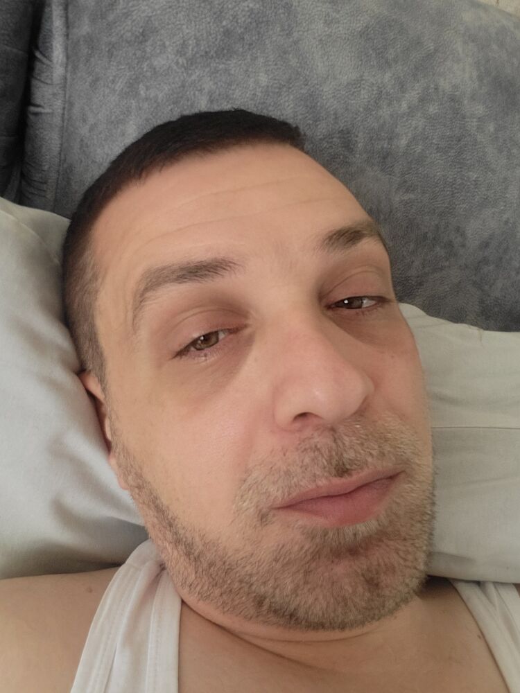  ,   Anar, 42 ,   ,   