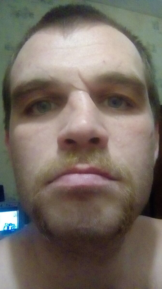  ,   Artem, 33 ,   ,   , c 