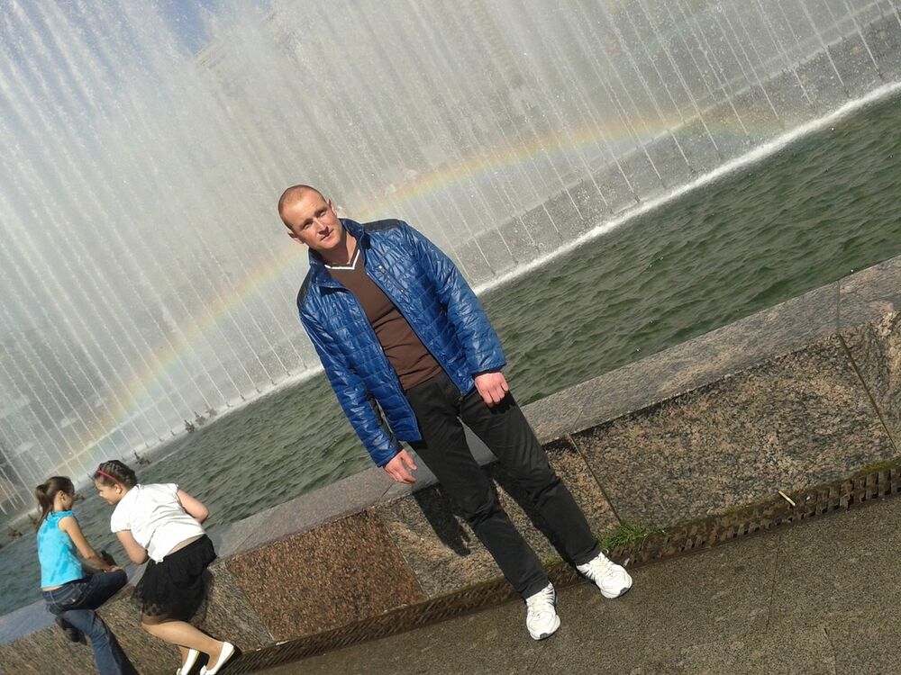  7813607  Grigori, 36 ,    