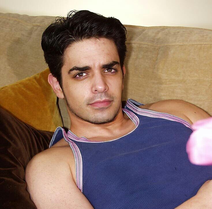  15597647  Xaydar, 34 ,    
