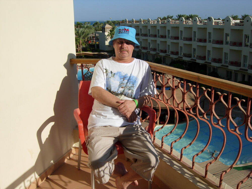  20401067  , 65 ,    -