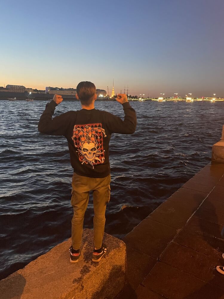  44354727  , 27 ,    -